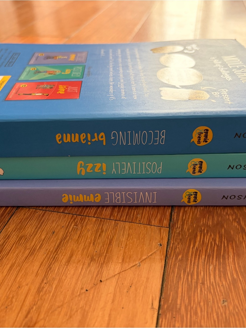 Books - Picture 3 of 3